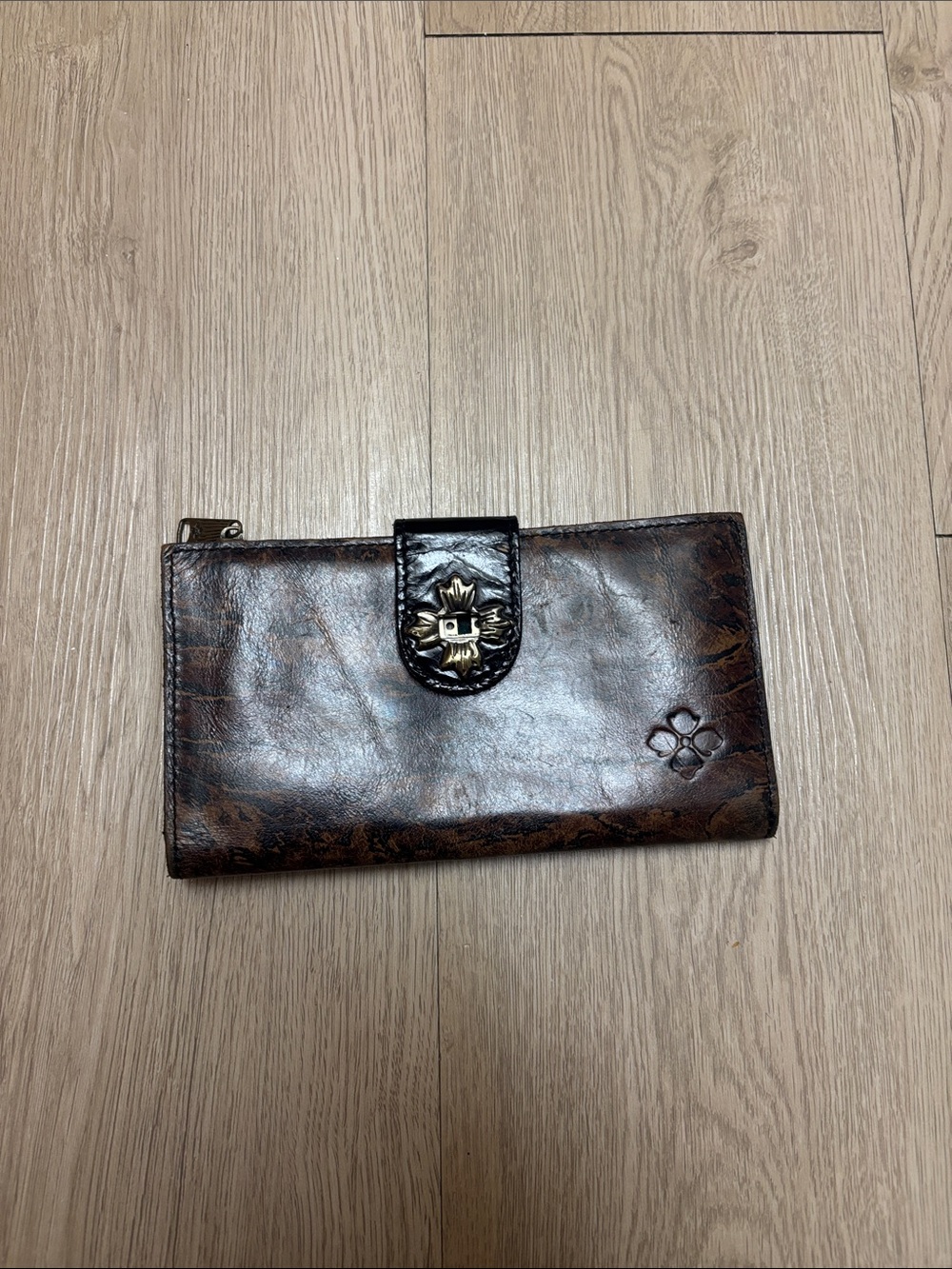 Patricia Nash Leather Wallet with Brass Accent Missing the snap